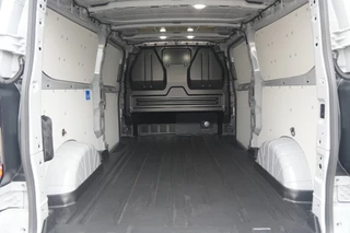 Ford E-Transit Custom – thumbnail 11