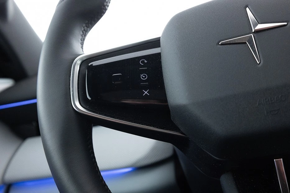 Polestar 4 – foto 32
