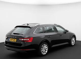 Škoda Superb – thumbnail 5
