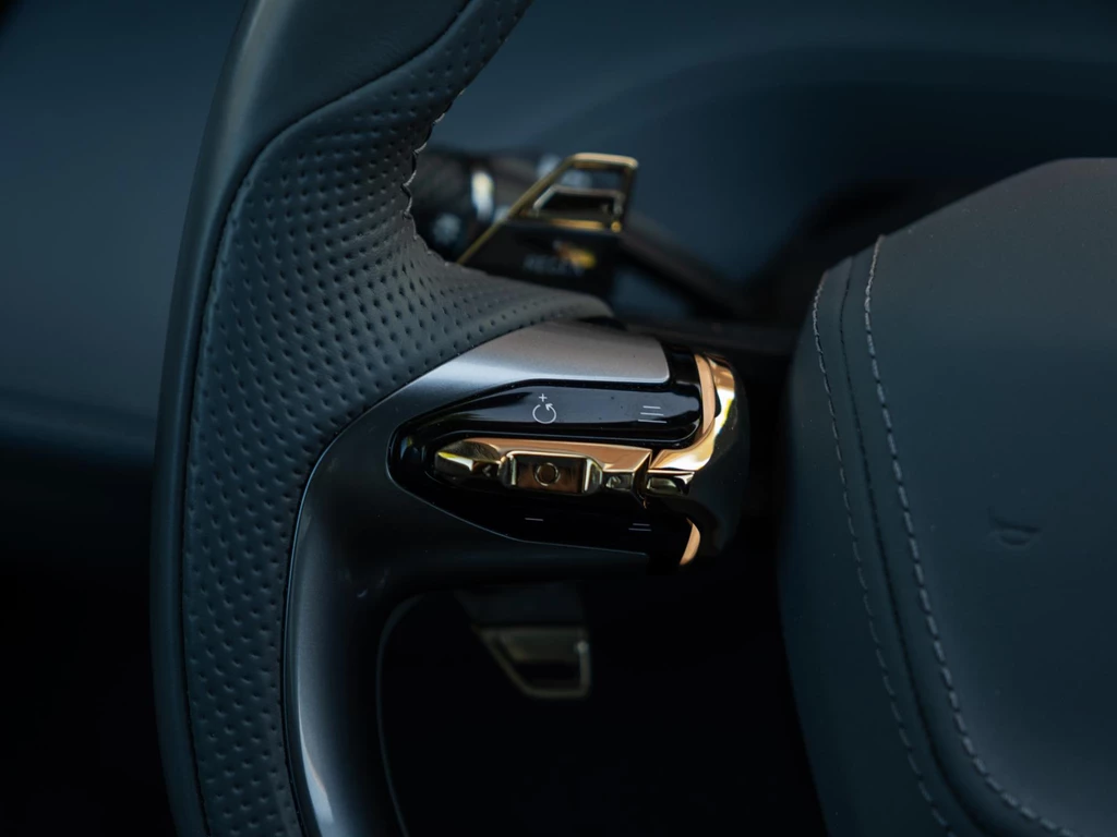Lotus Eletre – foto 45