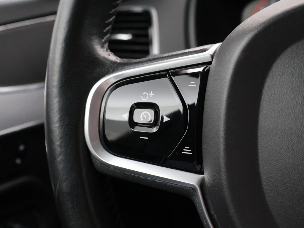 Volvo XC90 – foto 23