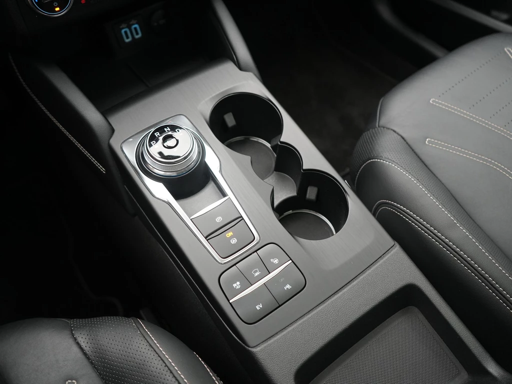 Ford Kuga – foto 30