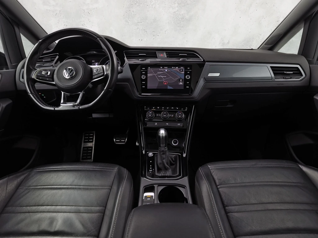 Volkswagen Touran – foto 10