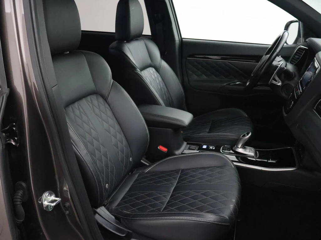 Mitsubishi Outlander – foto 10