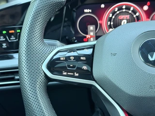 Volkswagen Golf – thumbnail 14