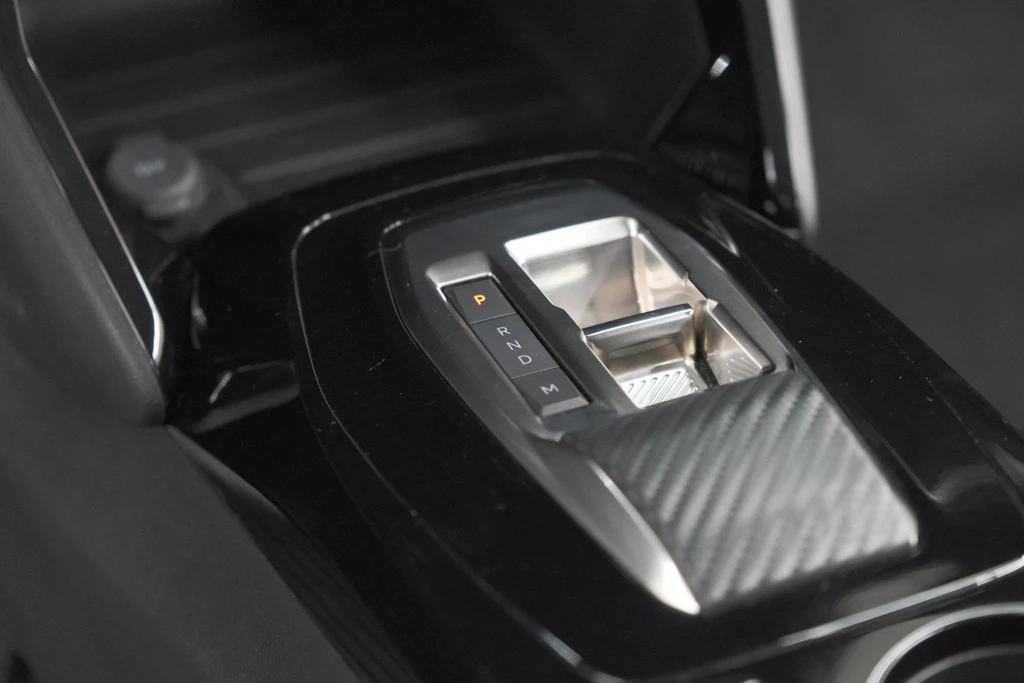 Peugeot 208 – foto 48