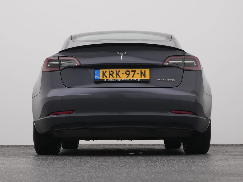 Tesla Model 3 – foto 10