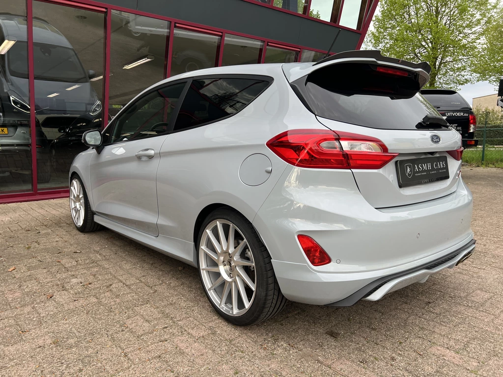 Ford Fiesta – foto 2