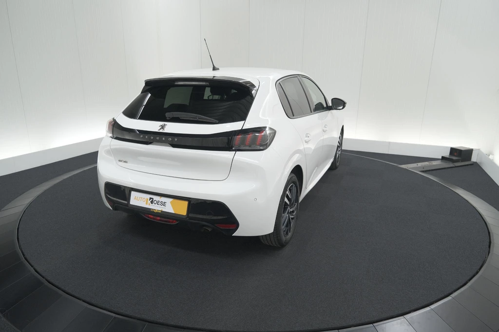 Peugeot 208 – foto 12