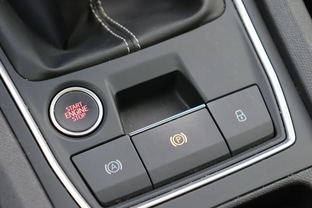 SEAT Leon – foto 17