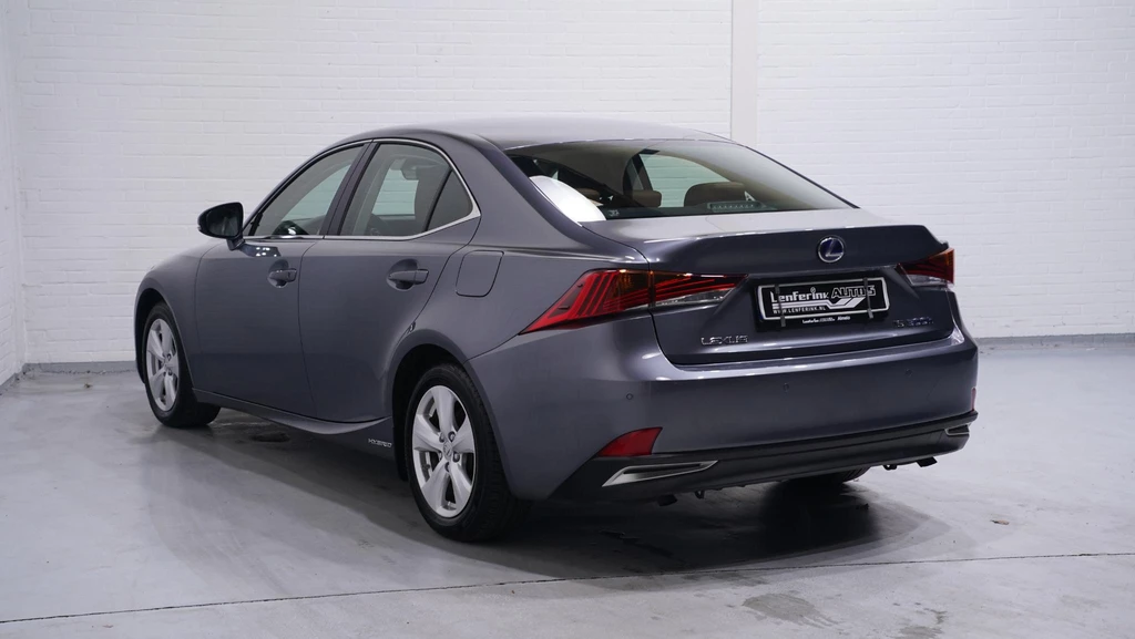 Lexus IS – foto 3