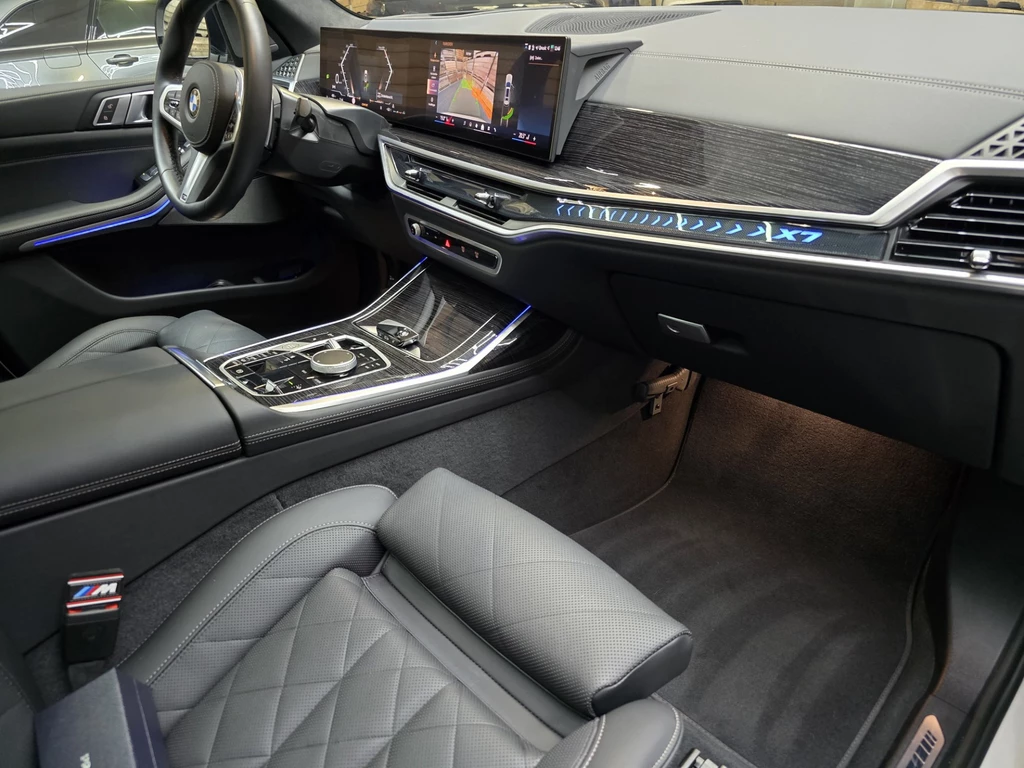 BMW X7 – foto 17