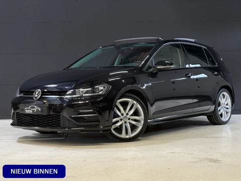 Volkswagen Golf 1.5 TSI Highline Business R | ACC | Stoel/Stuurverw. | Panoramadak