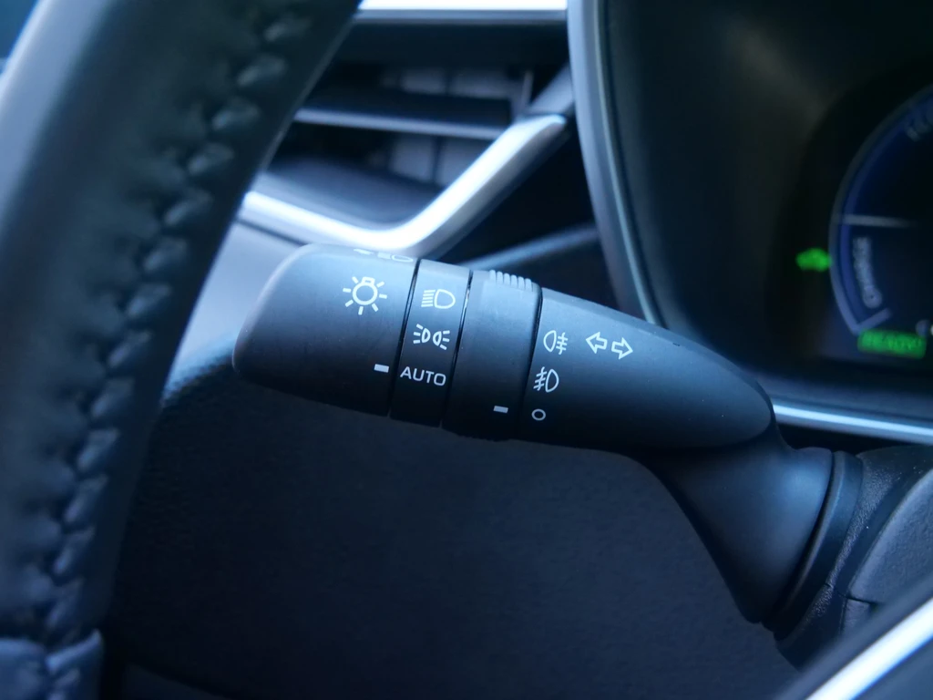 Toyota Corolla Touring Sports – foto 24