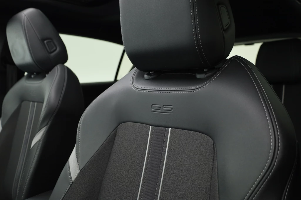 Opel Astra – foto 9