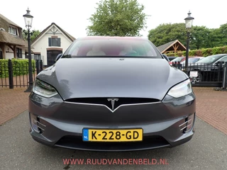 Tesla Model X – thumbnail 8