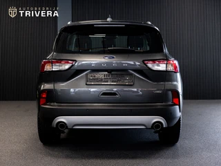 Ford Kuga – thumbnail 3