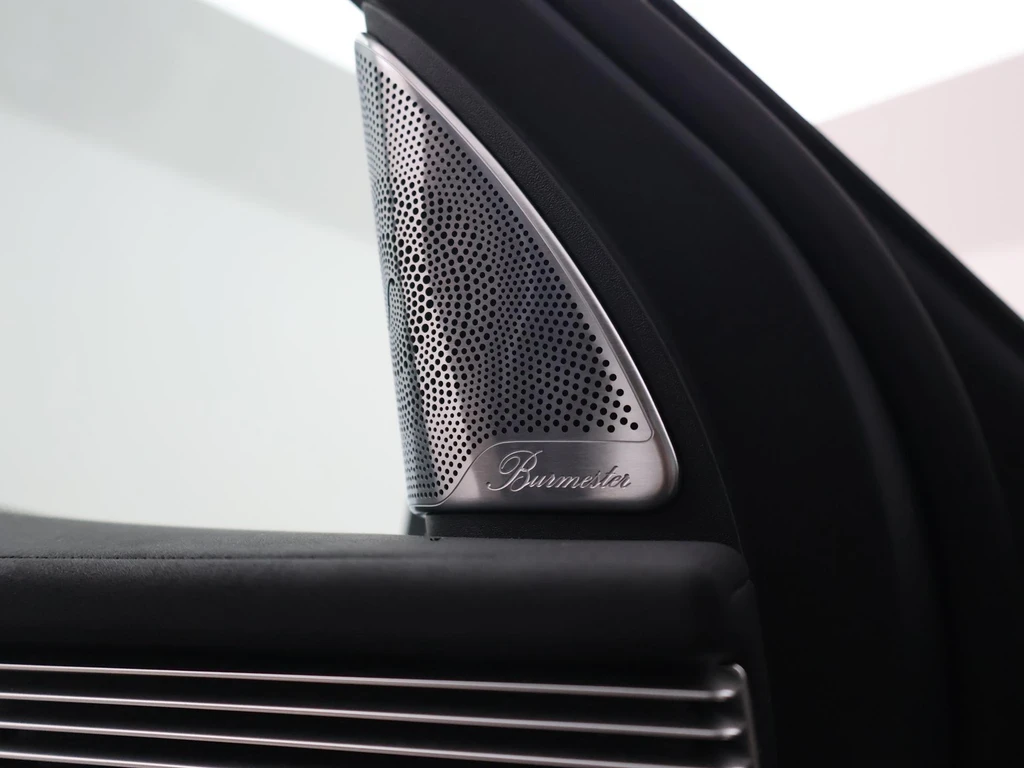 Mercedes-Benz EQC – foto 25
