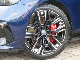 BMW i5 – thumbnail 28