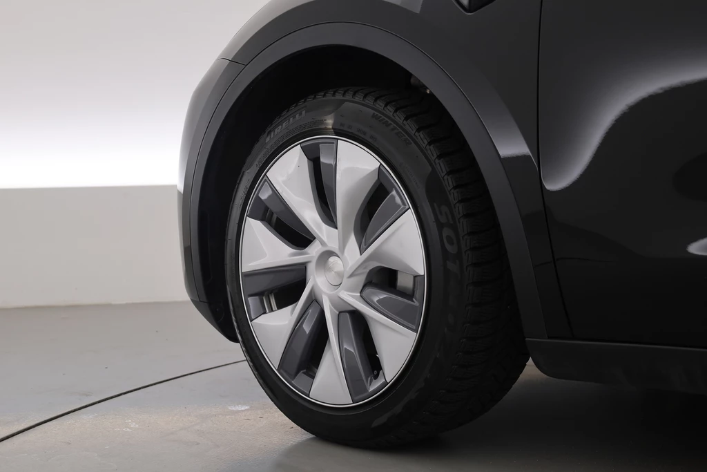 Tesla Model Y – foto 39