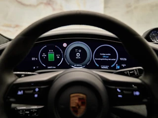Porsche Taycan – thumbnail 20