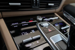 Porsche Cayenne – thumbnail 54