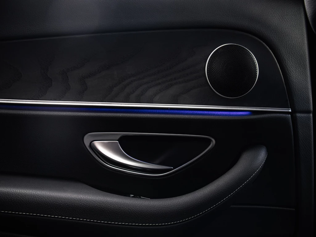 Mercedes-Benz E-Klasse – foto 24