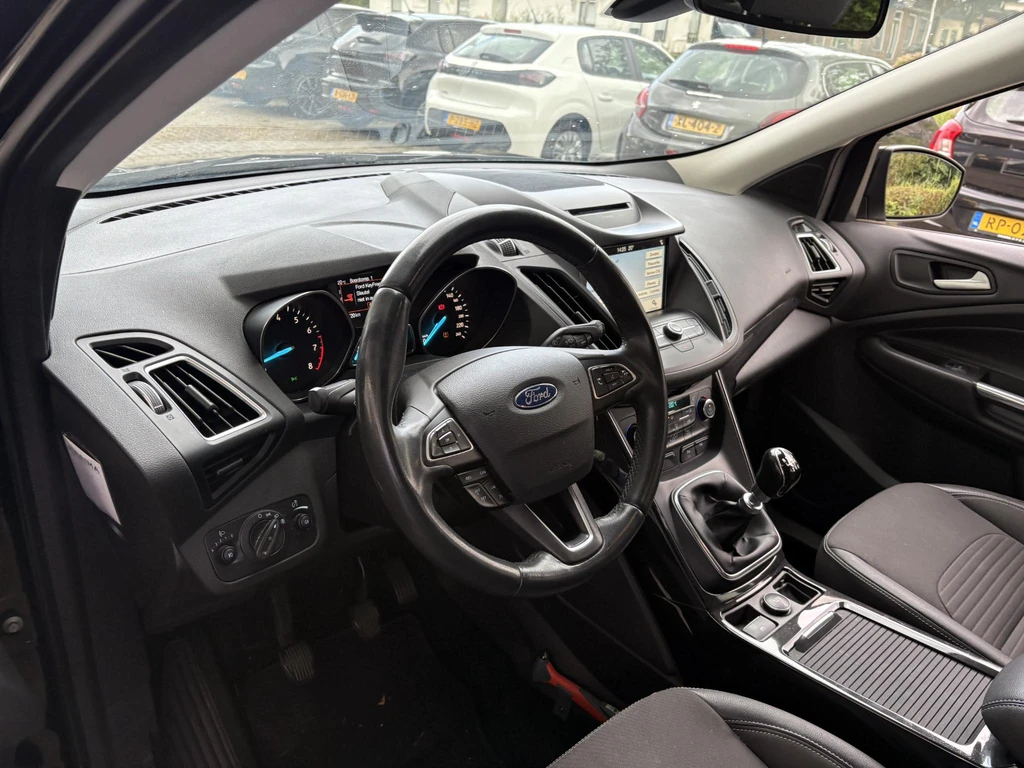 Ford Kuga – foto 8