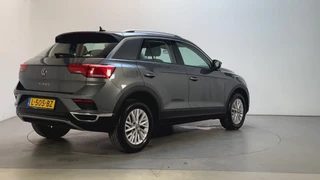 Volkswagen T-Roc – thumbnail 5