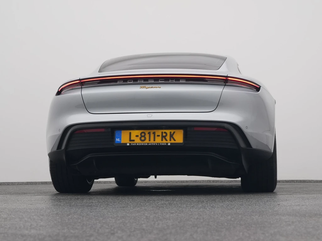 Porsche Taycan – foto 9
