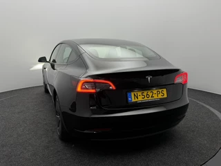 Tesla Model 3 – thumbnail 4