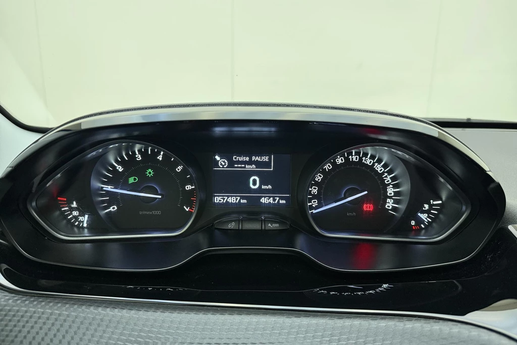 Peugeot 208 – foto 17