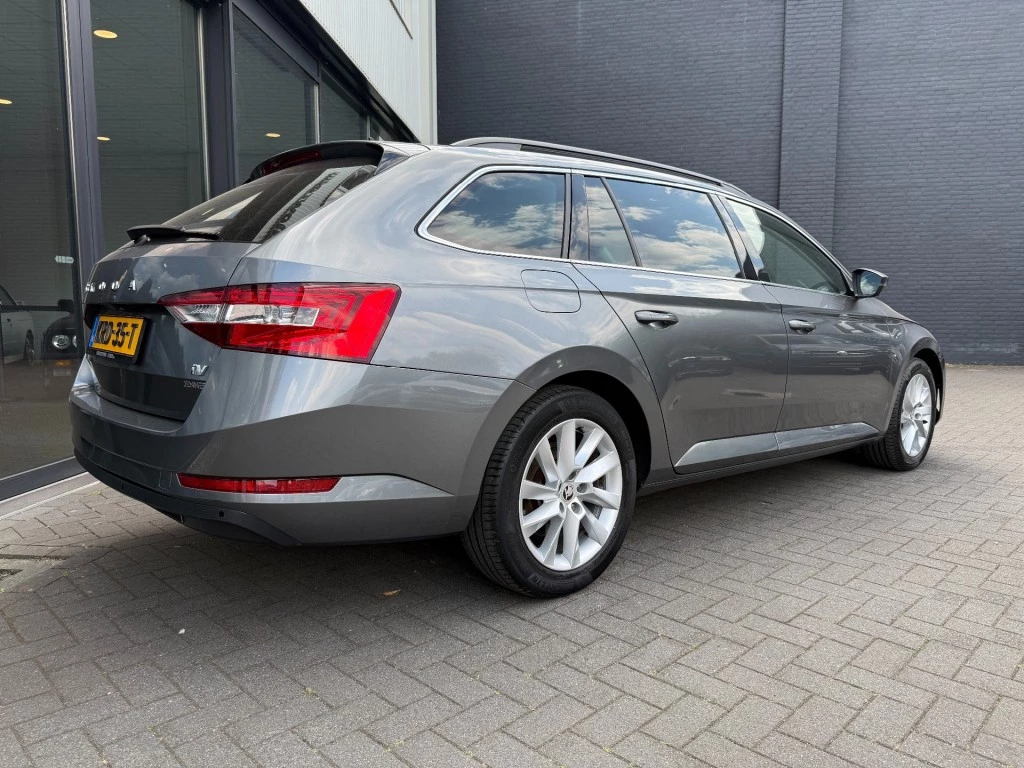 Škoda Superb – foto 7