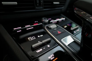 Porsche Cayenne – thumbnail 50