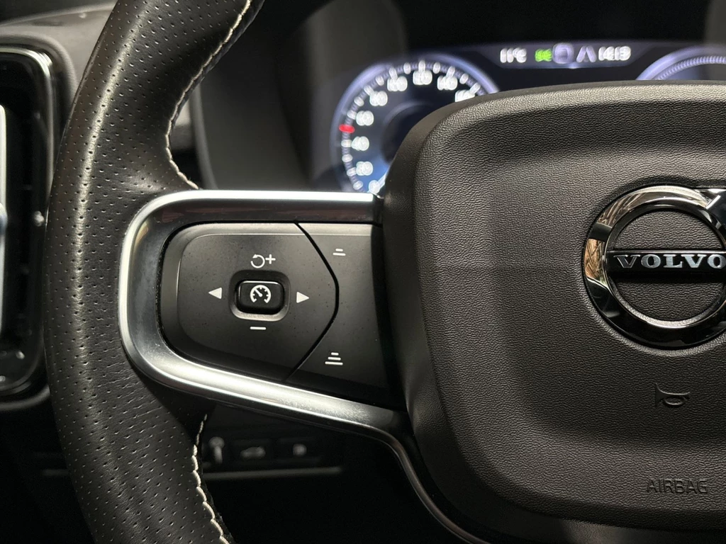 Volvo XC40 – foto 17