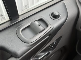 Ford Transit Custom – thumbnail 38