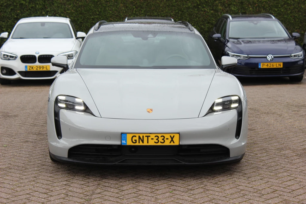 Porsche Taycan – foto 9