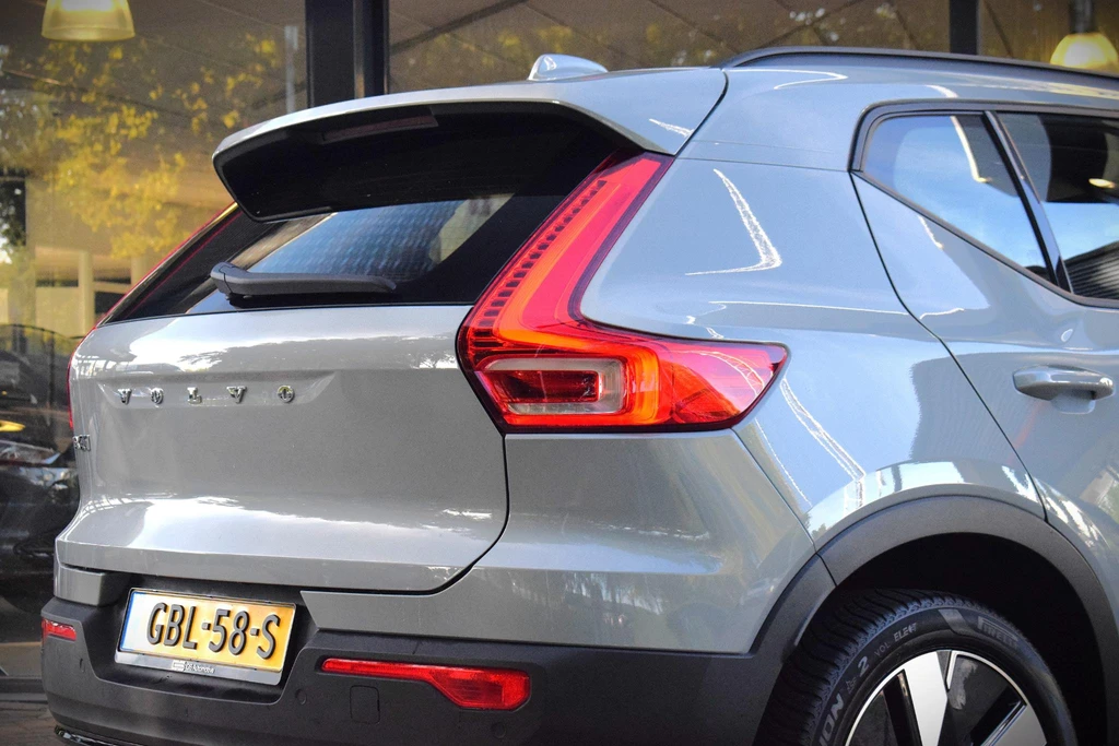Volvo EX40 – foto 7