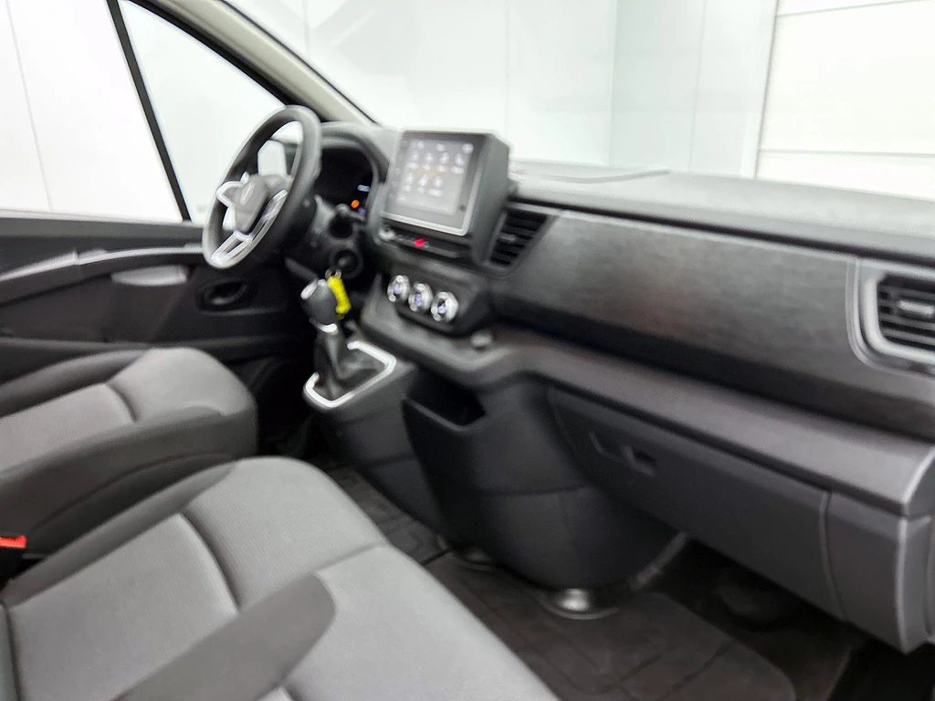 Renault Trafic – foto 28