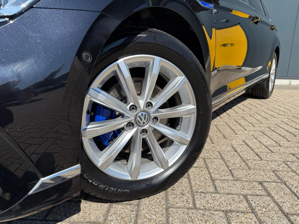 Volkswagen Passat – foto 30