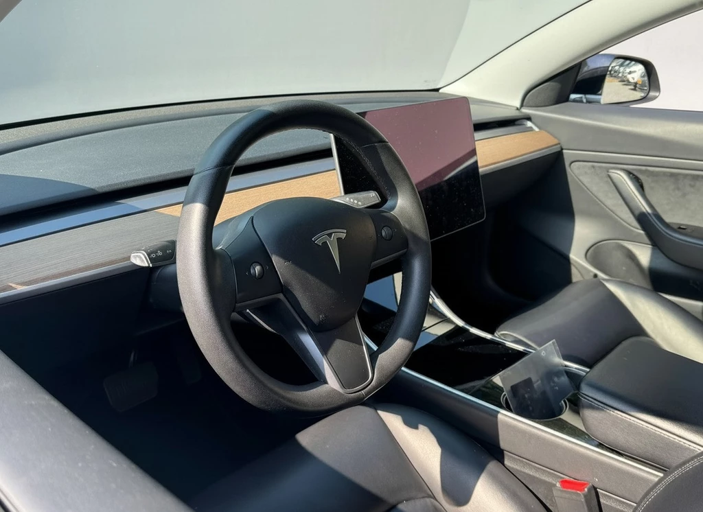 Tesla Model 3 – foto 12