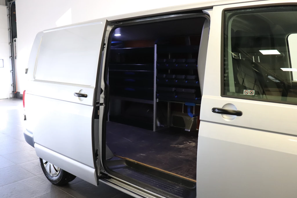Volkswagen Transporter – foto 11
