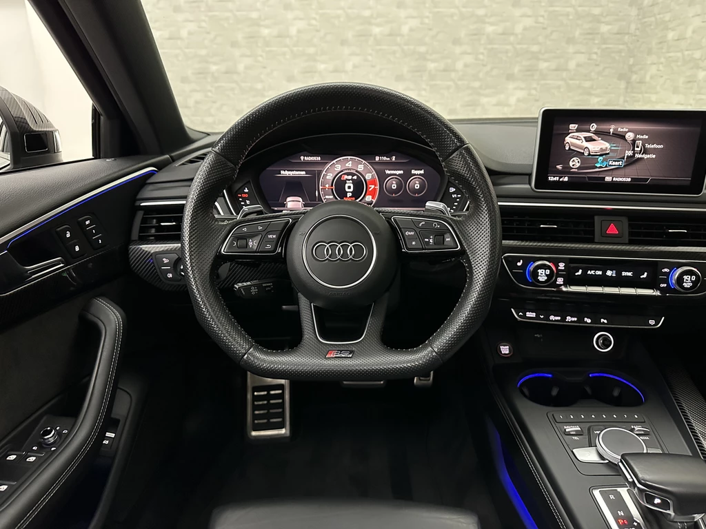 Audi RS4 – foto 12