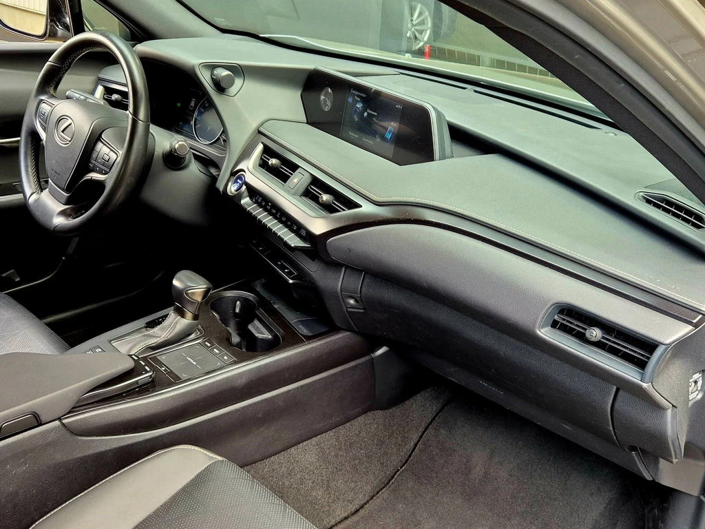 Lexus UX – foto 44