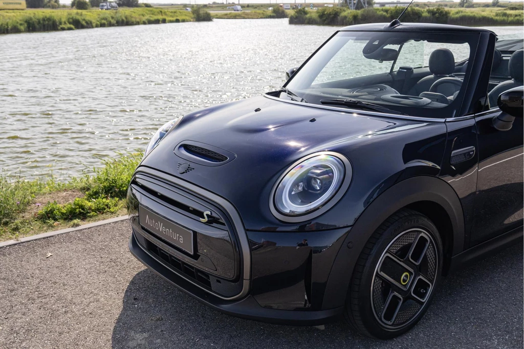 MINI Cabrio – foto 3