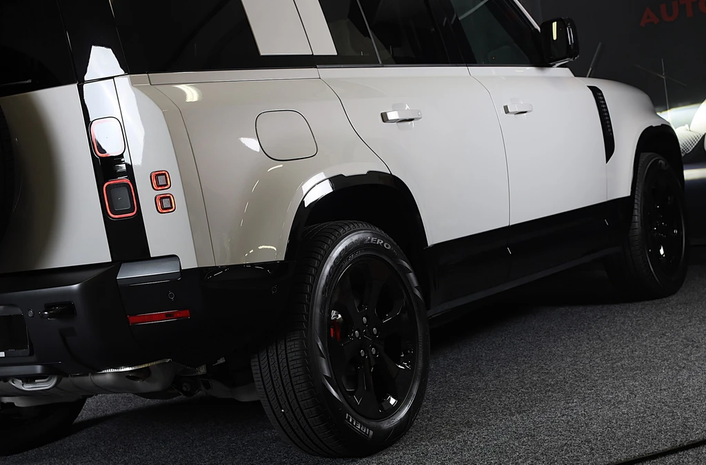 Land Rover Defender – foto 11