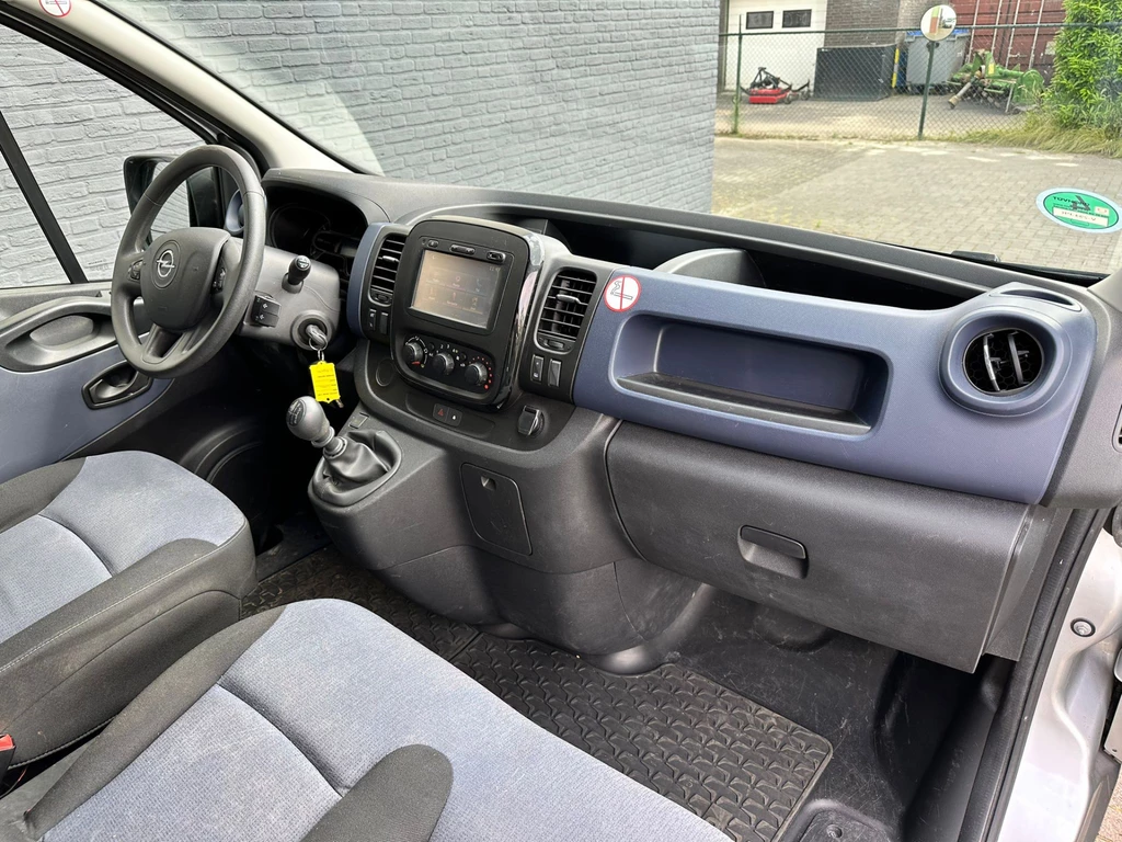 Opel Vivaro – foto 9