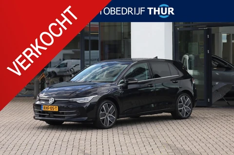 Volkswagen Golf 1.5 eHybrid Style Edition SOH 100% | 204PK / 150kW DSG, LED Matrix (IQ.Light), rondomzicht 360° camera (Area View), Apple Carplay & Android Auto, achteruitrijcamera (Rear View), head-up display, 3-zone climatronic, draadloze telefoonlader, elektrisch verstelbare ErgoActive voorstoel met geheugen- en massagefunctie, dynamisch grootlichtassistent (Dynamic Light Assist), navigatie, dodehoekdetectie (Side Assist), 18'' 'Leeds' LMV, navigatie, elektrisch verstel-, verwarm- en inklapbare buitenspiegels, adaptieve cruise control (ACC) met Travel Assist, DAB+, keyless access etc.