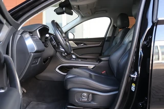 Jaguar F-PACE – thumbnail 16