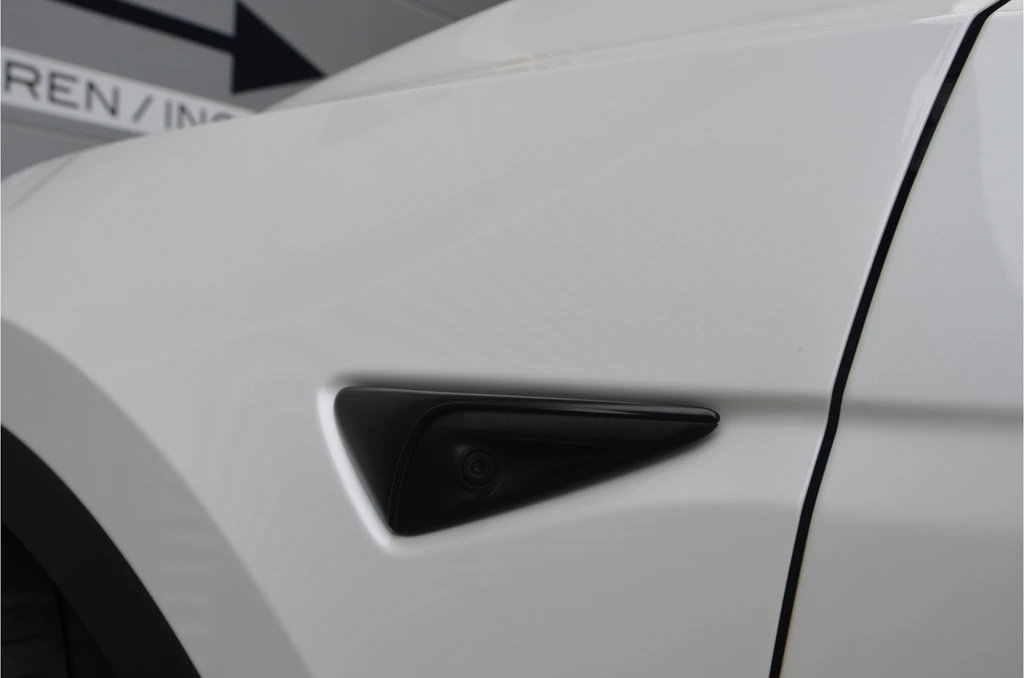 Tesla Model Y – foto 32